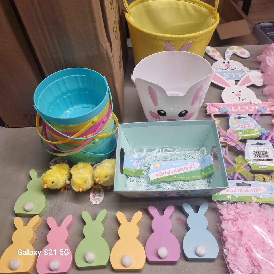 Easter Gifts Wholesale | Bulk Easter Items | UK Stock | Kids Party Bag Fillers | School Fairs & Fêtes | Resale | Clearance Stock